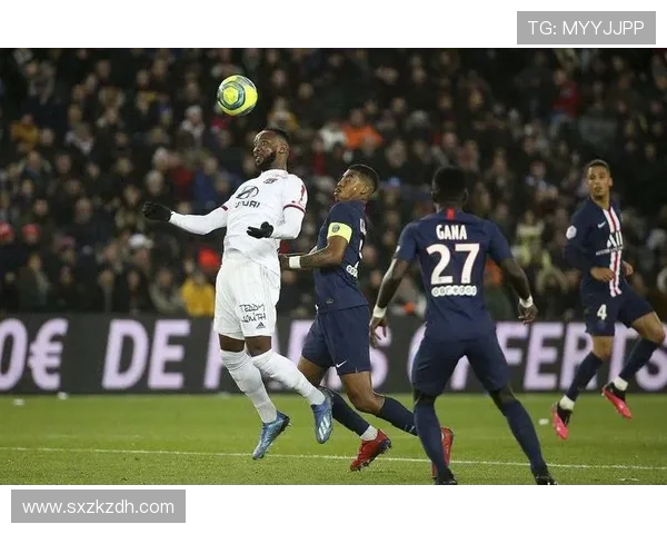 巴黎圣日耳曼防线频频被打穿,体系崩坏成隐患,稳定性面临考验 巴黎圣日耳曼防线频频被打穿,体系崩坏成隐患,稳定性面临考验